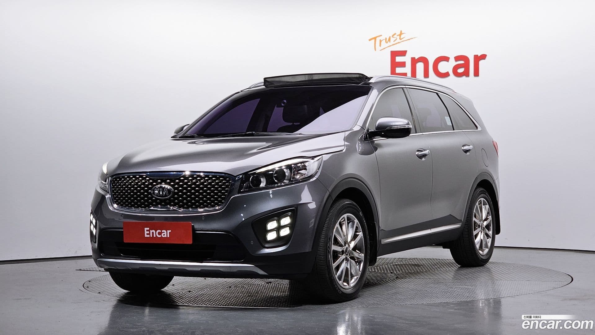 Main__Slider__Photo:Sorento Kia 2016.2-0