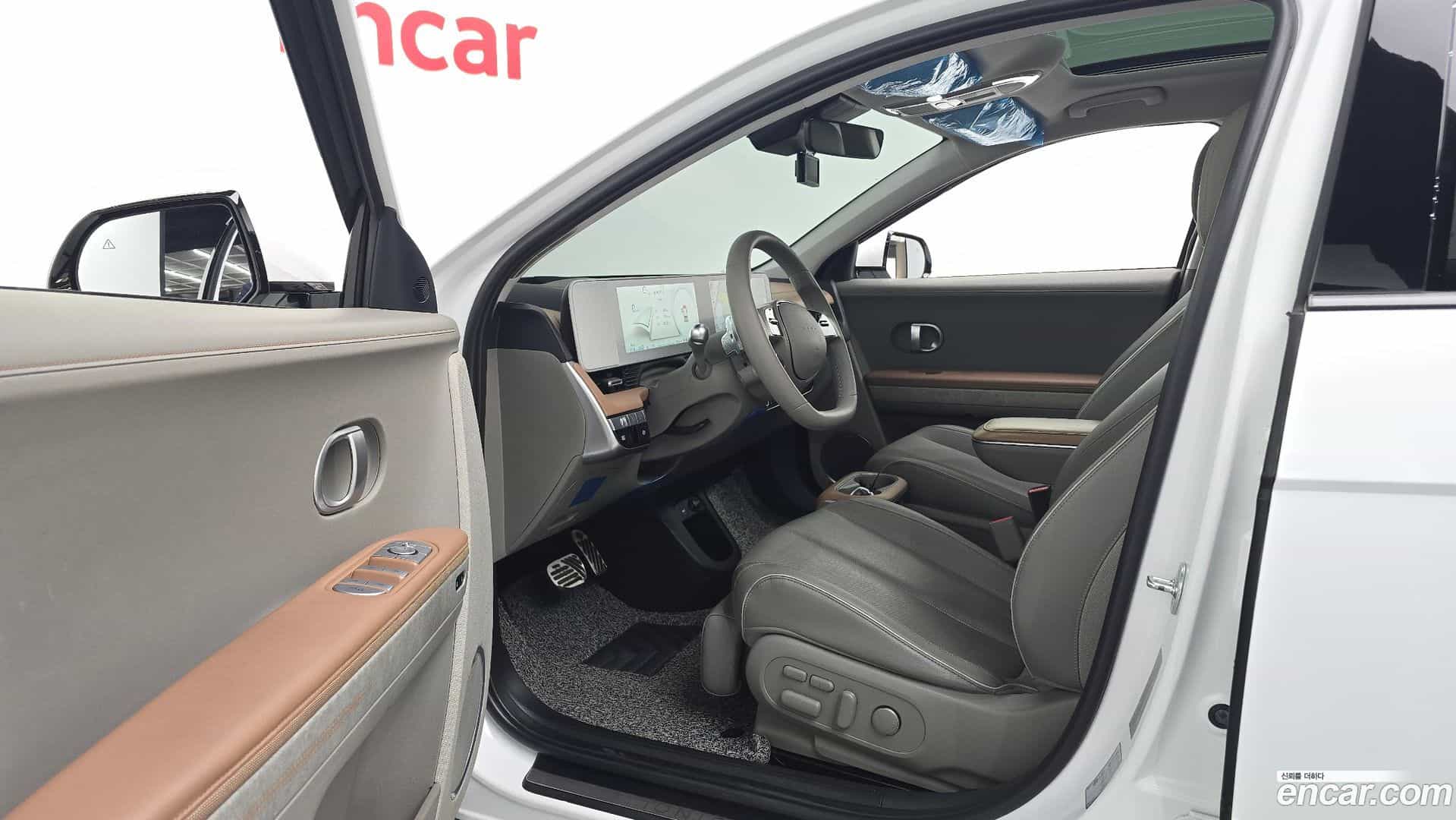 Ioniq5 Hyundai 2021.5-INNER-010