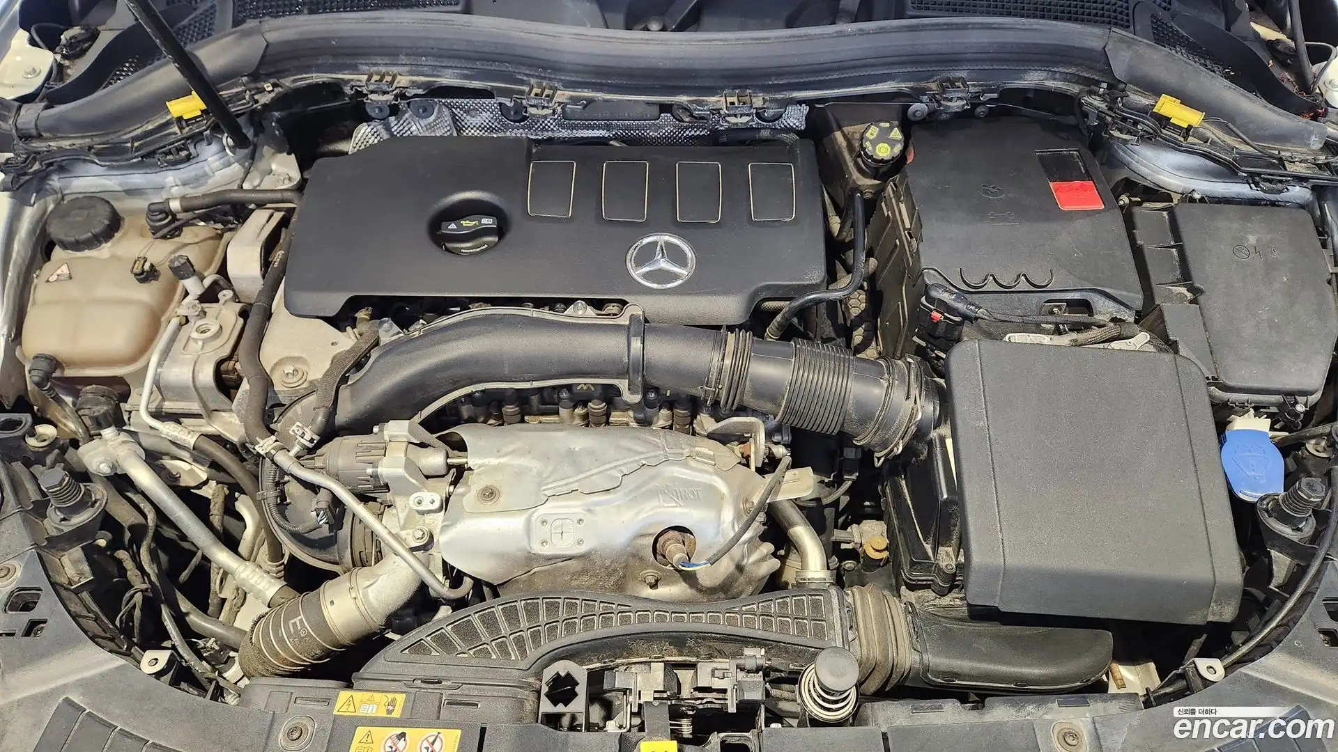 GLA-Class Mercedes-Benz 2021.2-OUTER-006