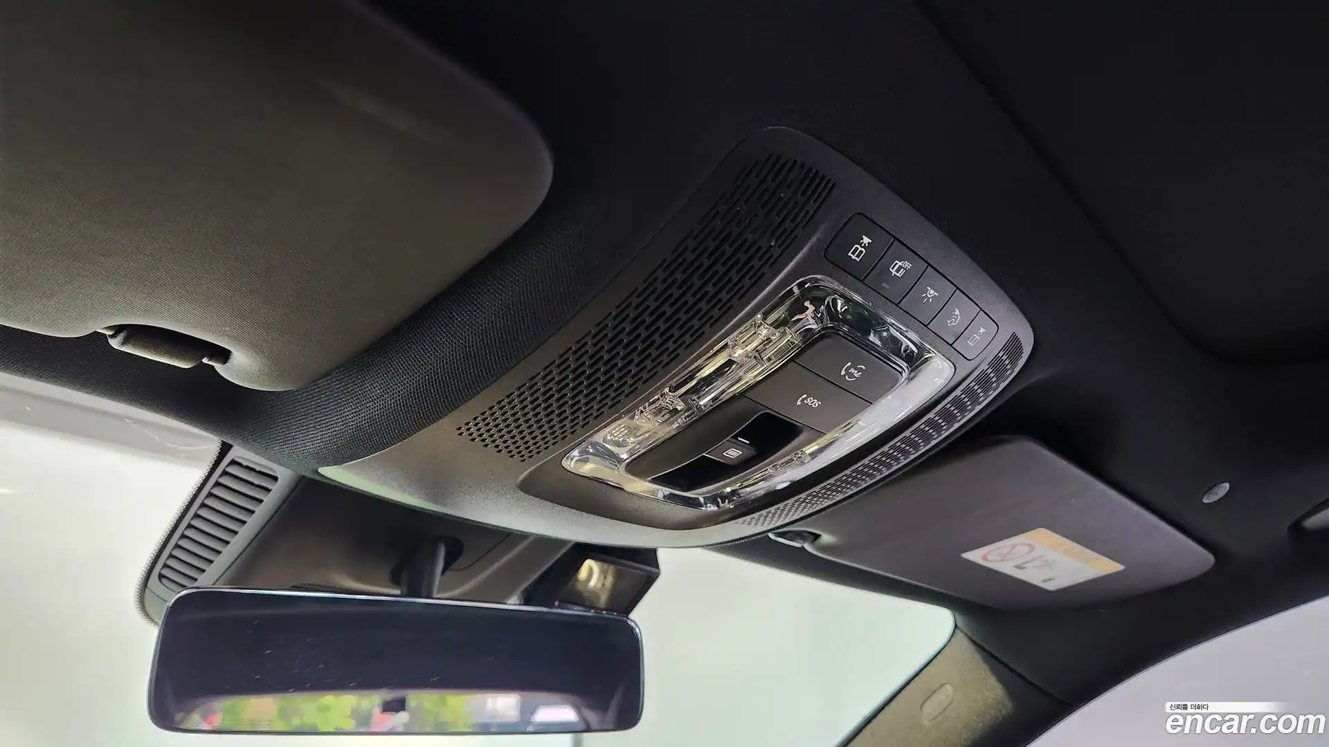 GLA-Class Mercedes-Benz 2021.2-OPTION-021