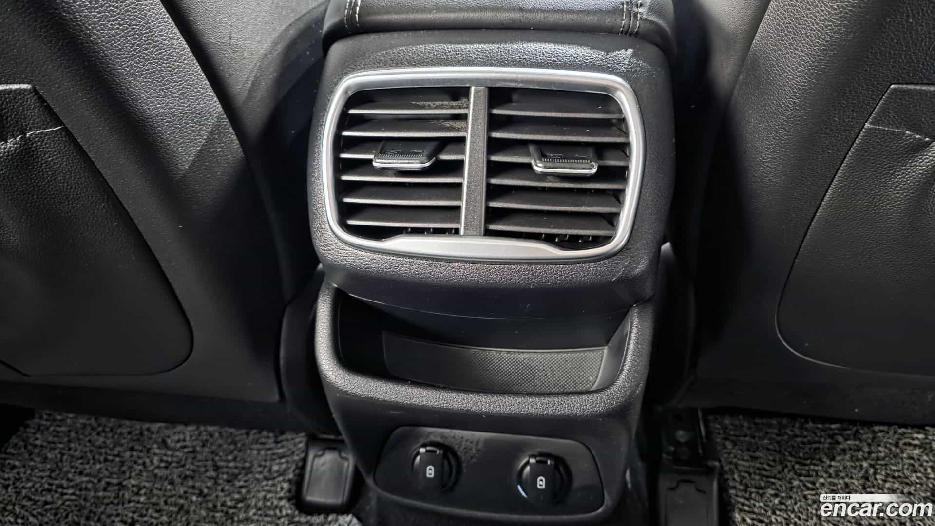 Santafe Hyundai 2018.3-OPTION-042