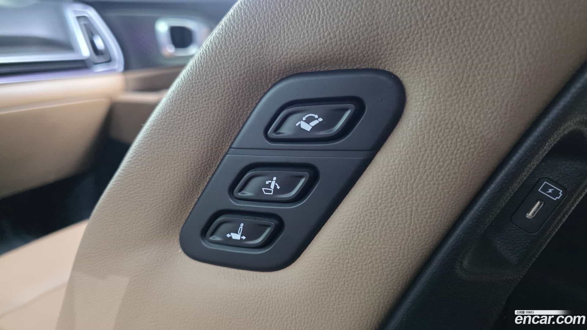 Sorento Kia 2023.11-OPTION-047