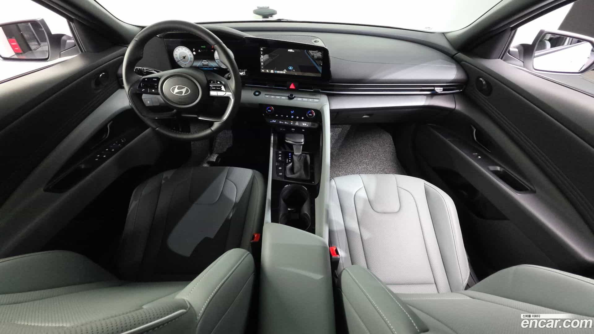 AVANTE Hyundai 2025.8-INNER-007