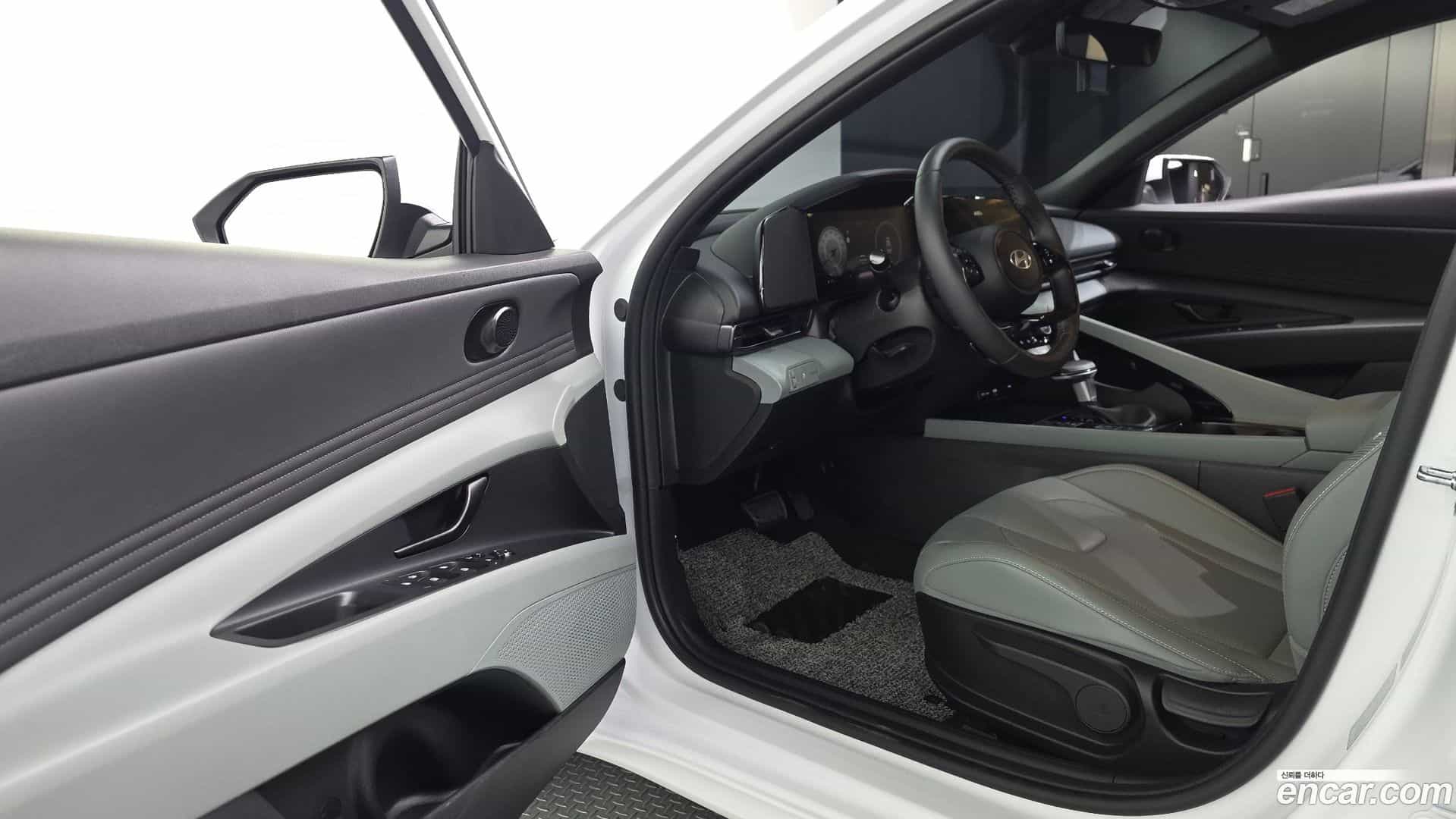 AVANTE Hyundai 2025.8-INNER-010