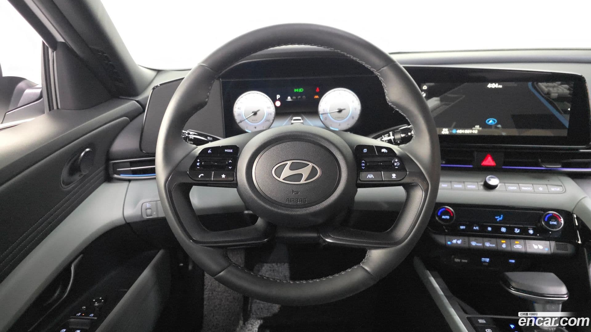 Main__Slider__Photo:AVANTE Hyundai 2025.8-12