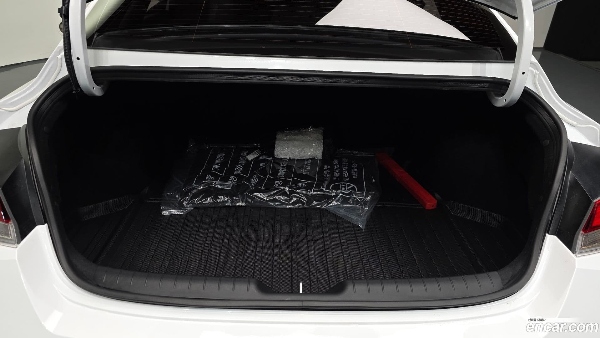 Main__Slider__Photo:AVANTE Hyundai 2025.8-19
