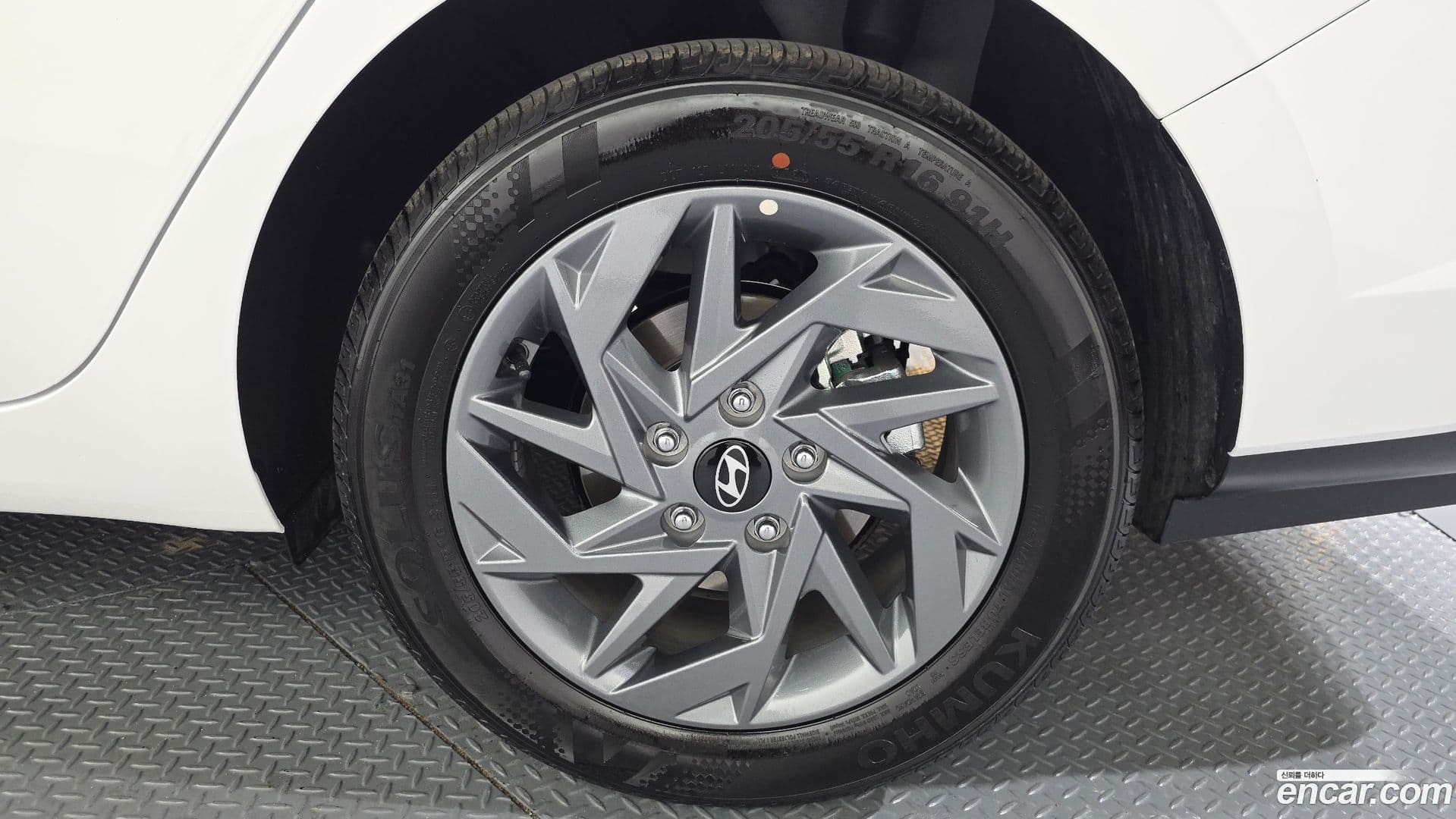 Main__Slider__Photo:AVANTE Hyundai 2025.8-20
