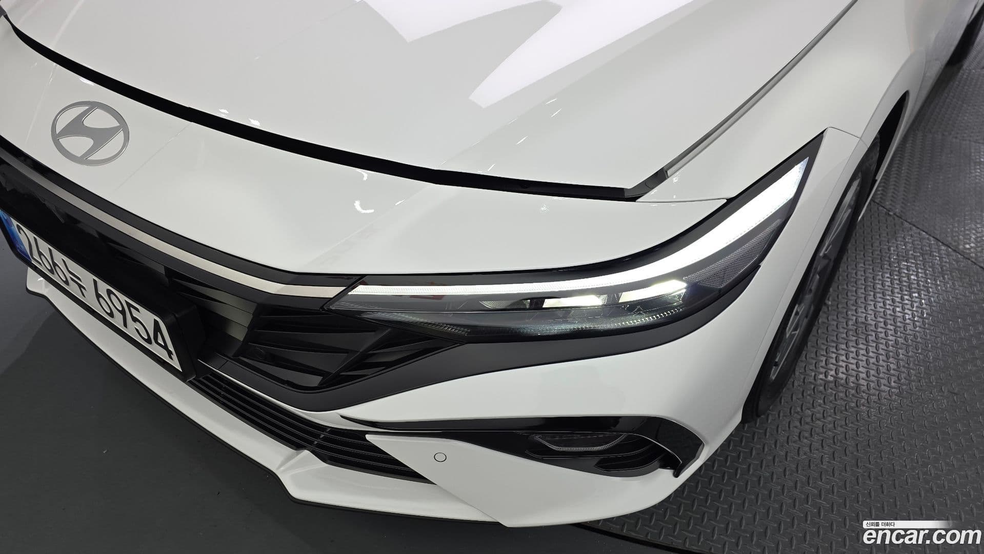 Main__Slider__Photo:AVANTE Hyundai 2025.8-21