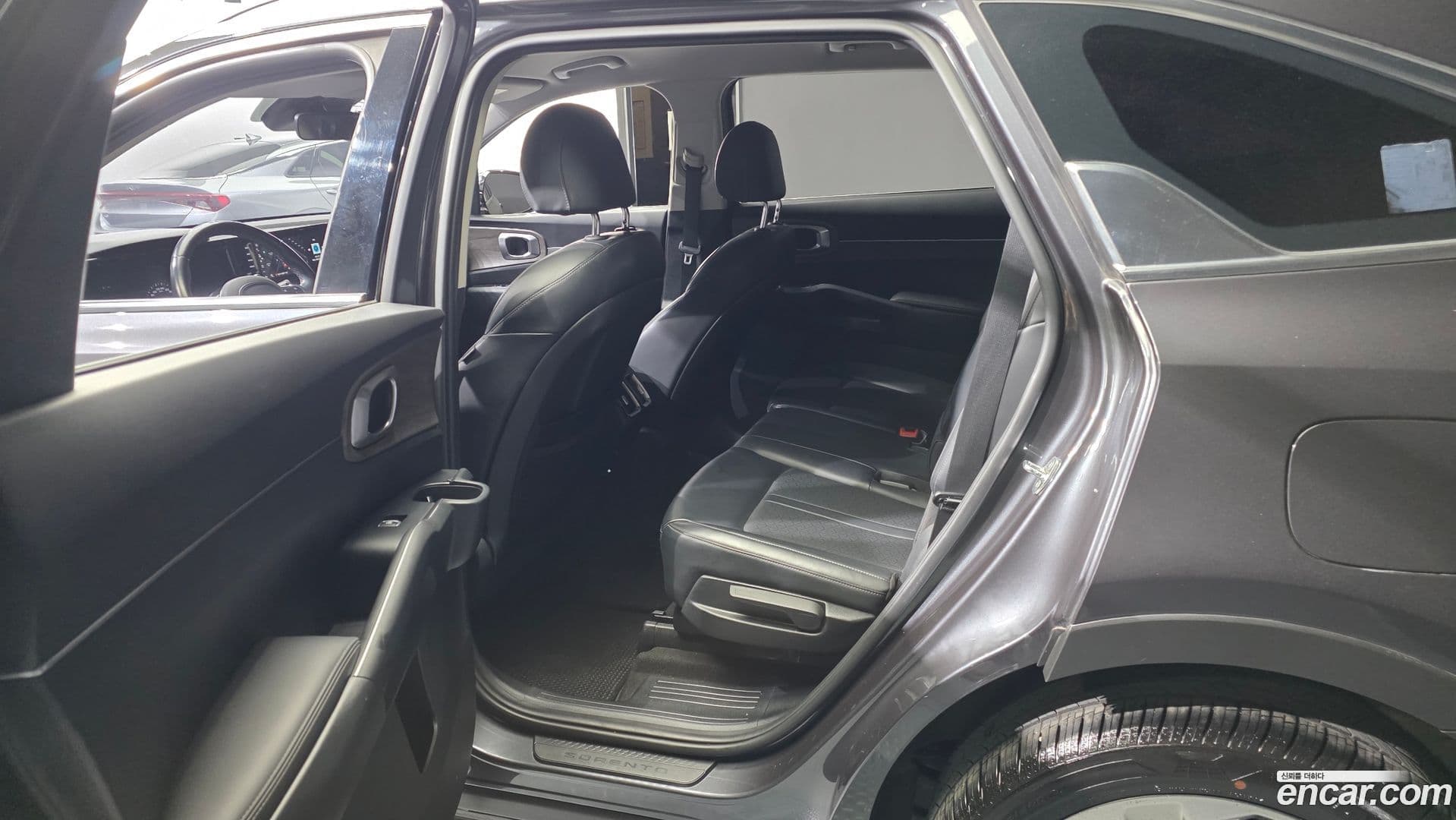 Main__Slider__Photo:Sorento Kia 2020.9-10