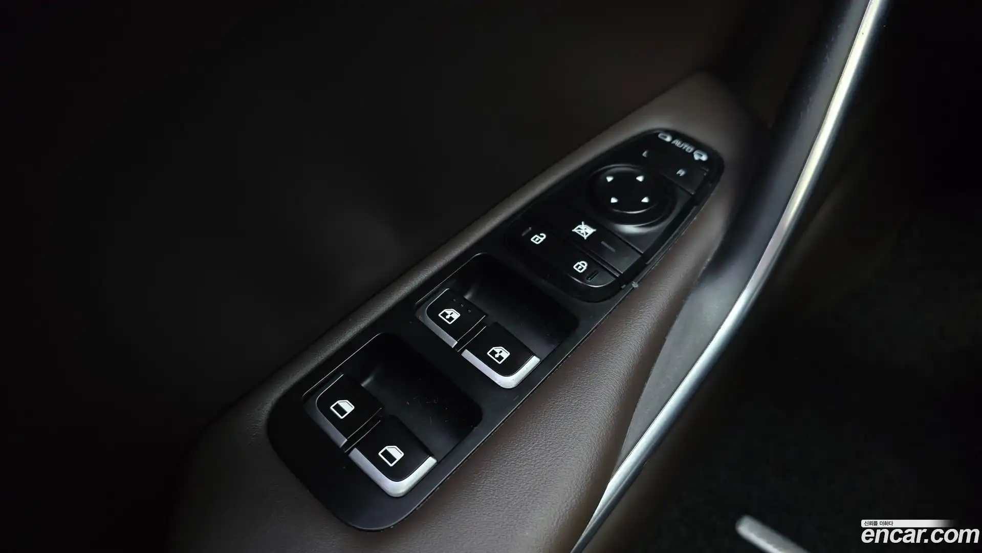 Stinger Kia 2017.5-OPTION-021