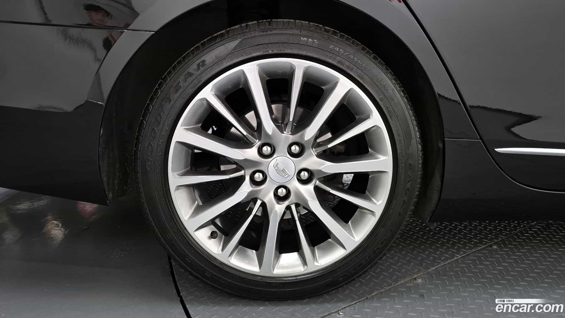 CT6 Cadillac 2018.11-OUTER-005