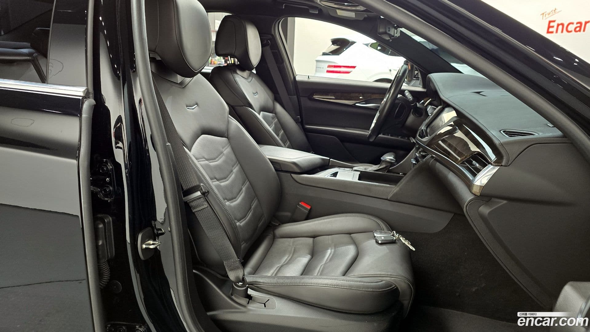 Main__Slider__Photo:CT6 Cadillac 2018.11-25