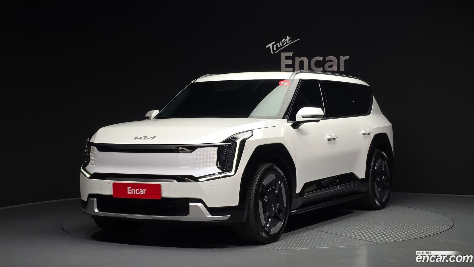 Main__Slider__Photo:EV9 Kia 2023.11-0
