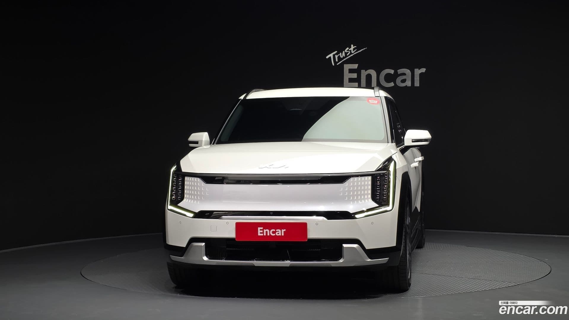 Main__Slider__Photo:EV9 Kia 2023.11-2