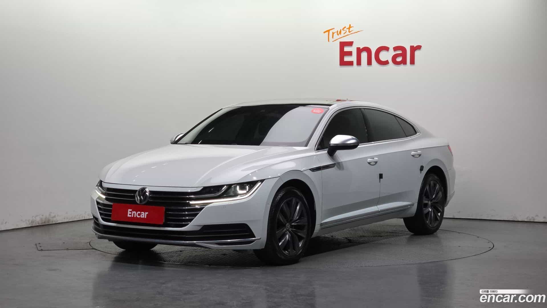 Arteon Volkswagen 2020.11-OUTER-001