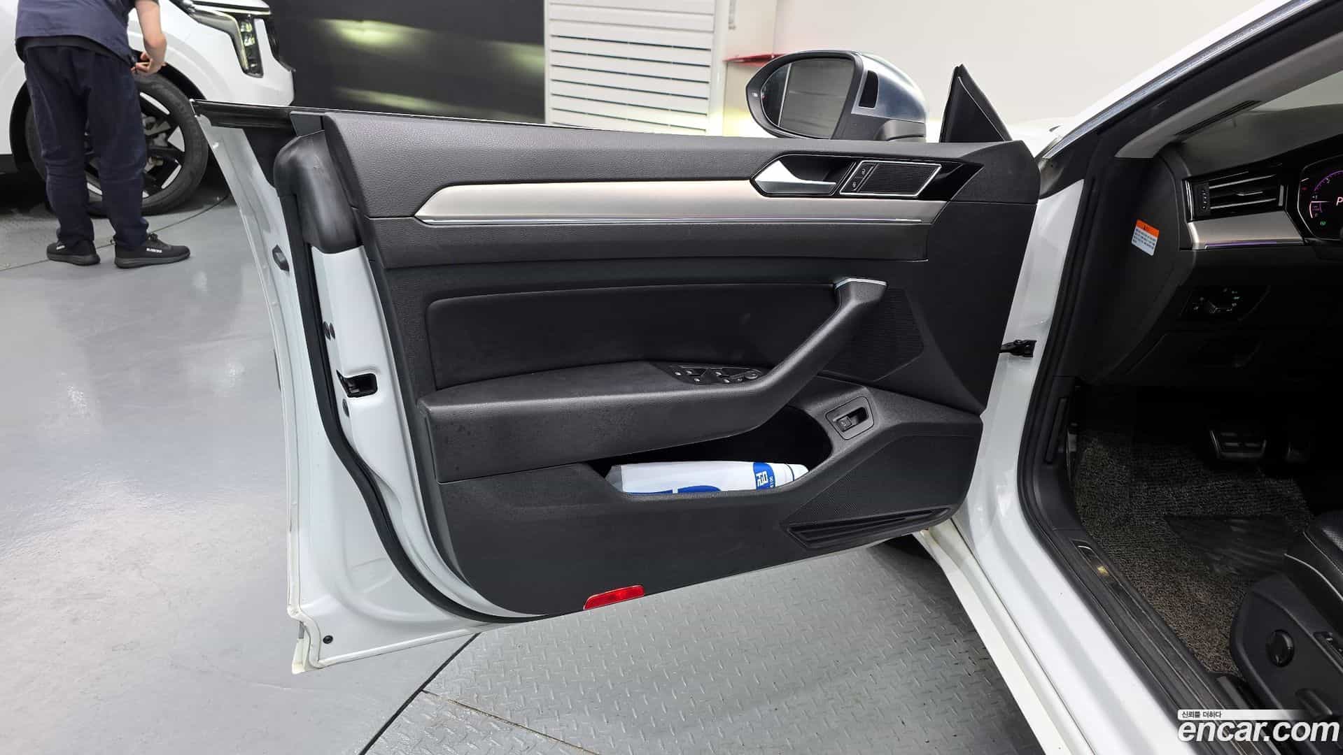 Arteon Volkswagen 2020.11-INNER-034