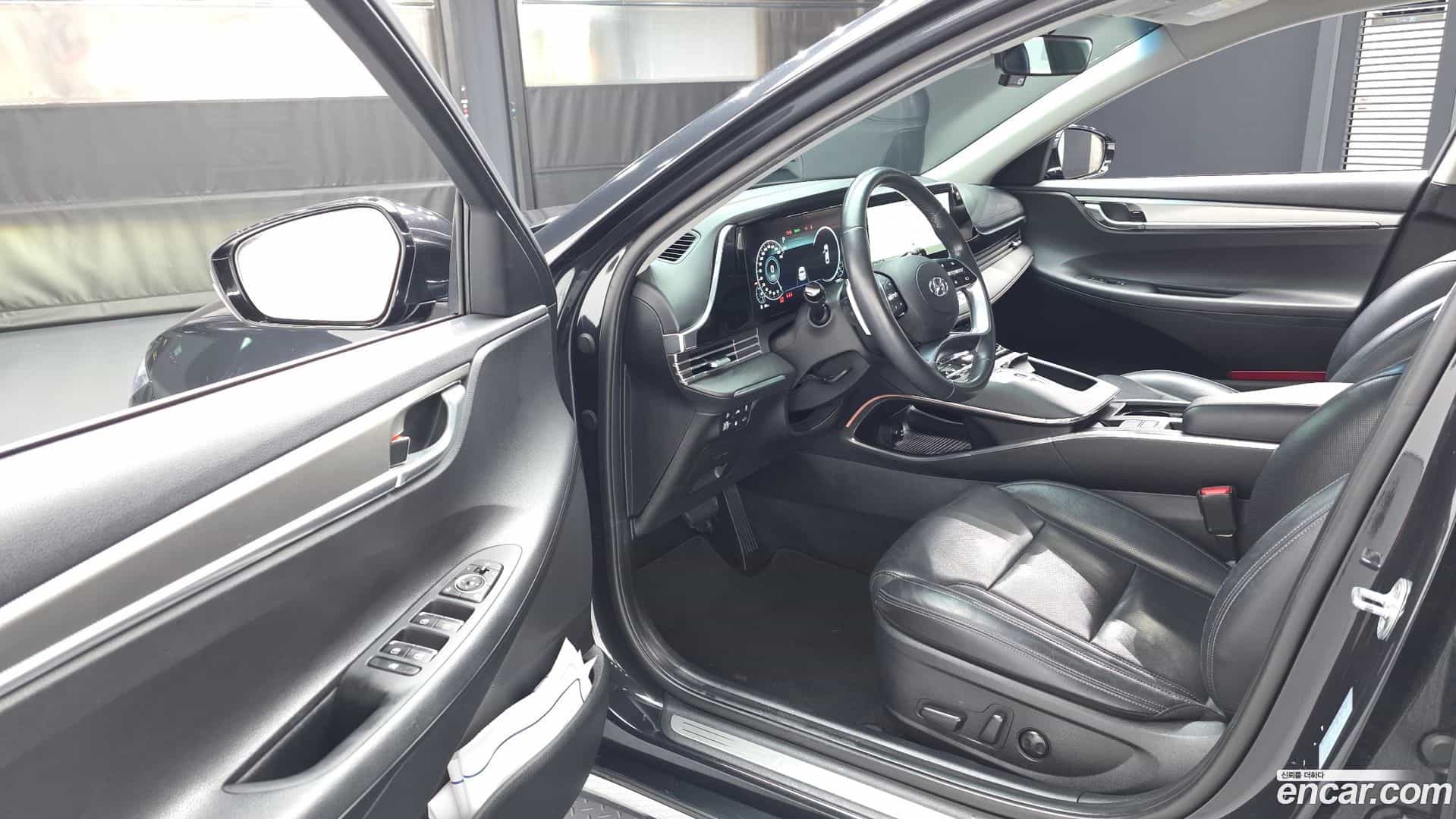 Grandeur Hyundai 2021.5-INNER-010