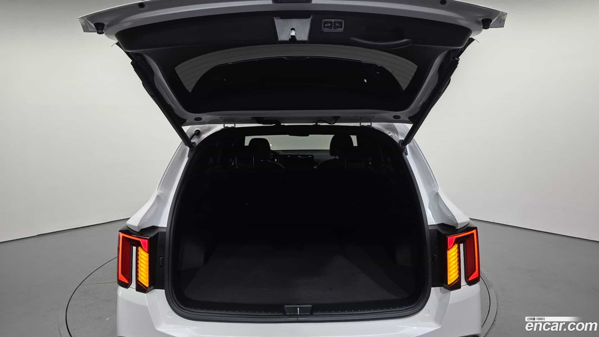 Sorento Kia 2024.3-OPTION-024