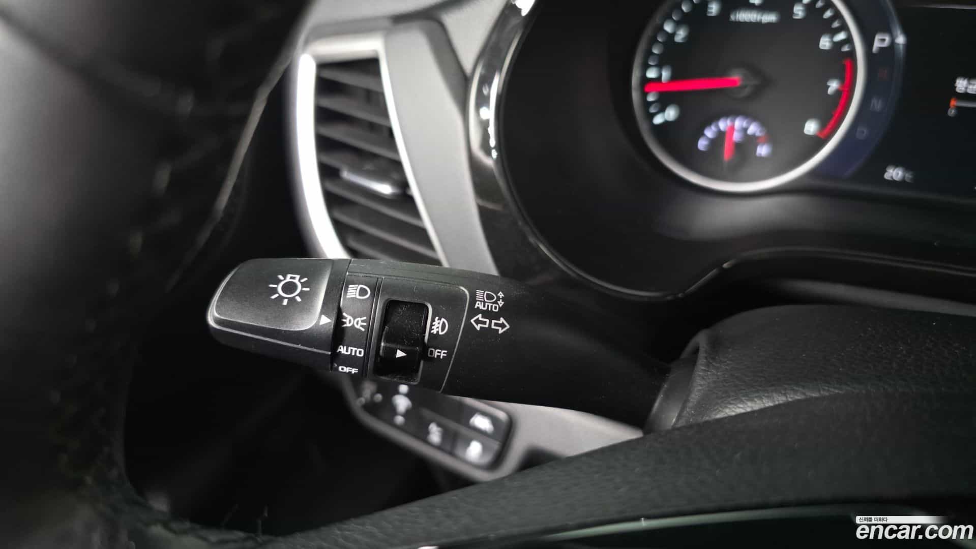 Seltos Kia 2020.4-OPTION-043