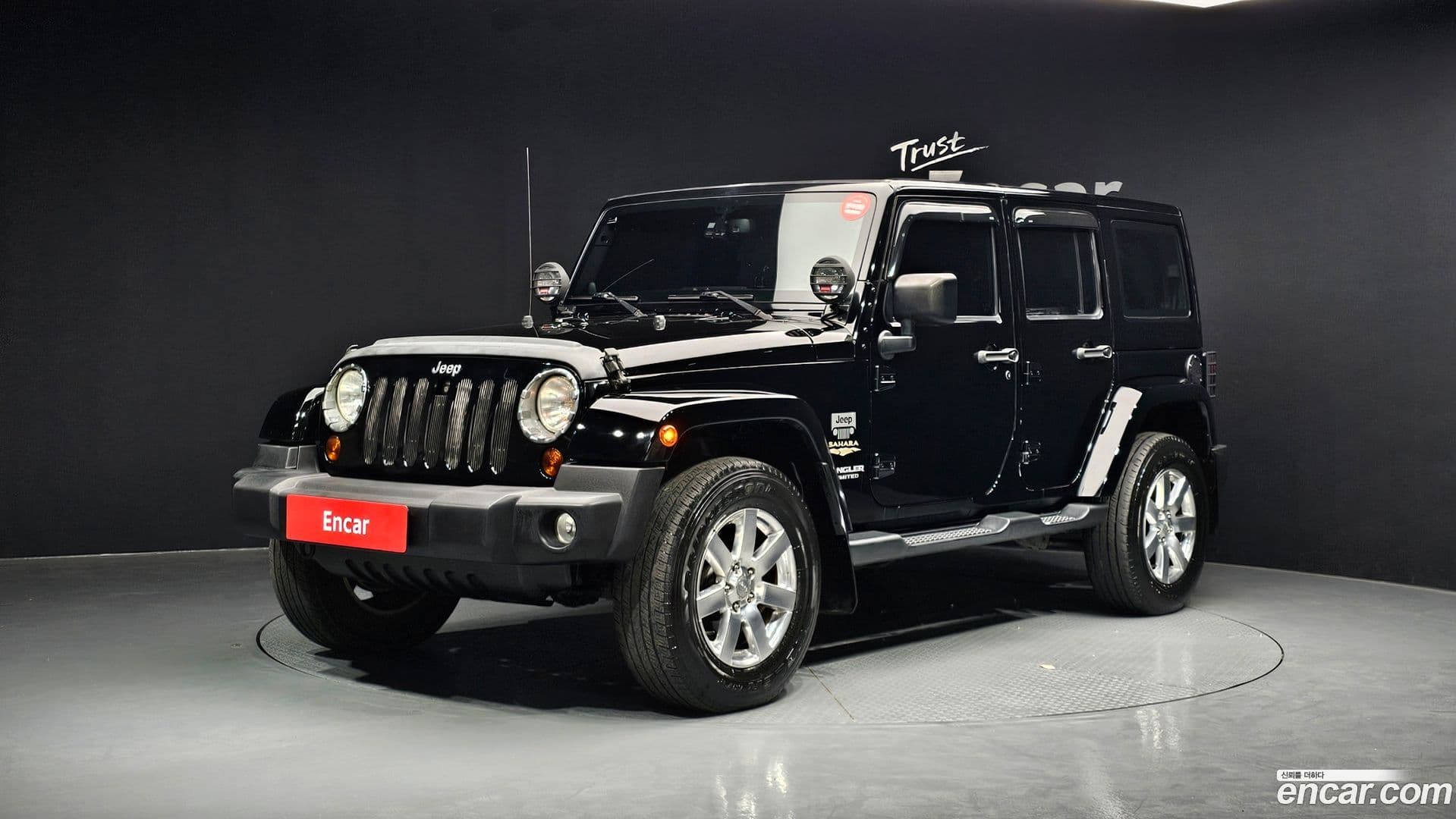 Main__Slider__Photo:Wrangler Jeep 2013.6-0