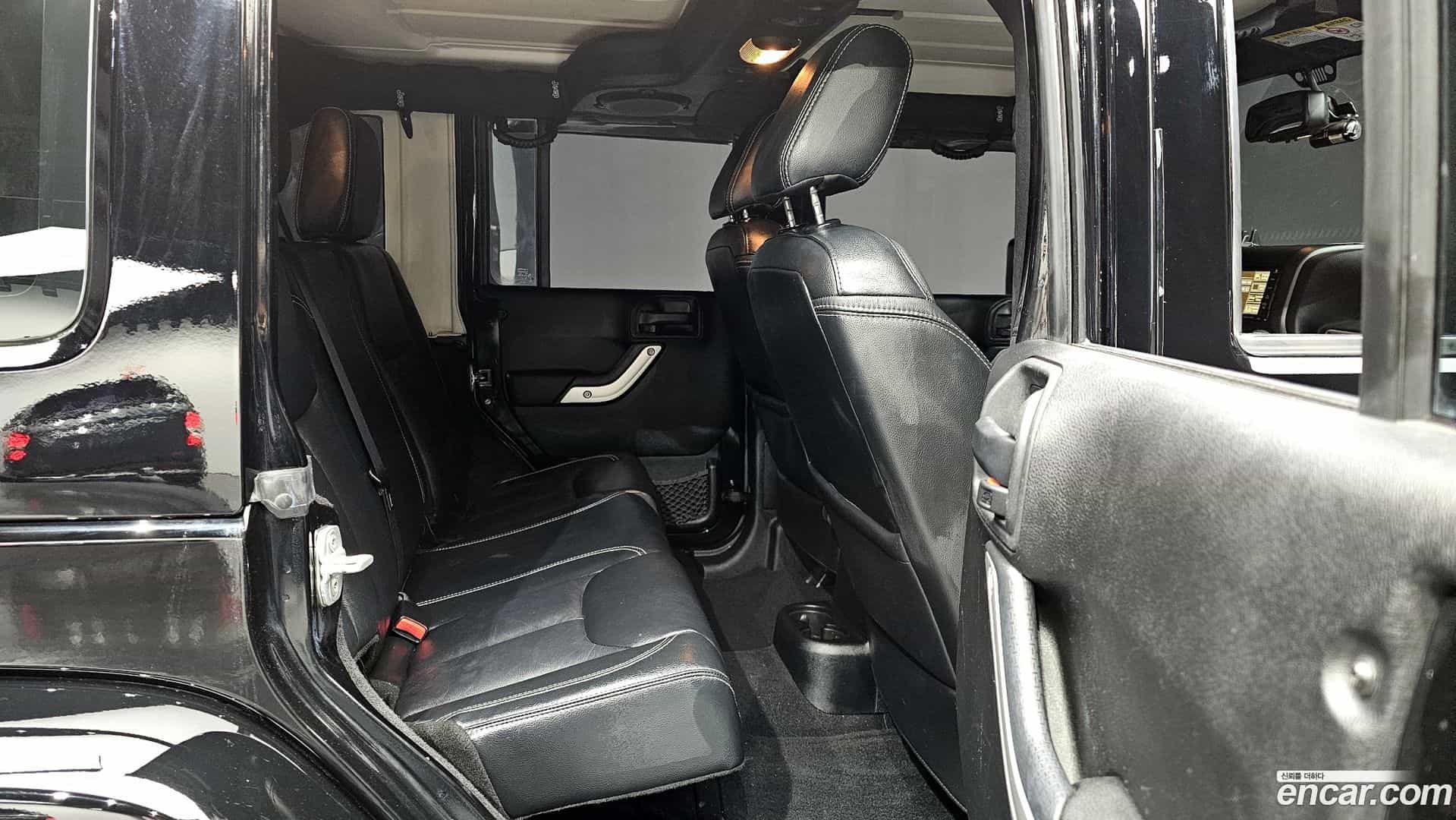 Wrangler Jeep 2013.6-OPTION-016