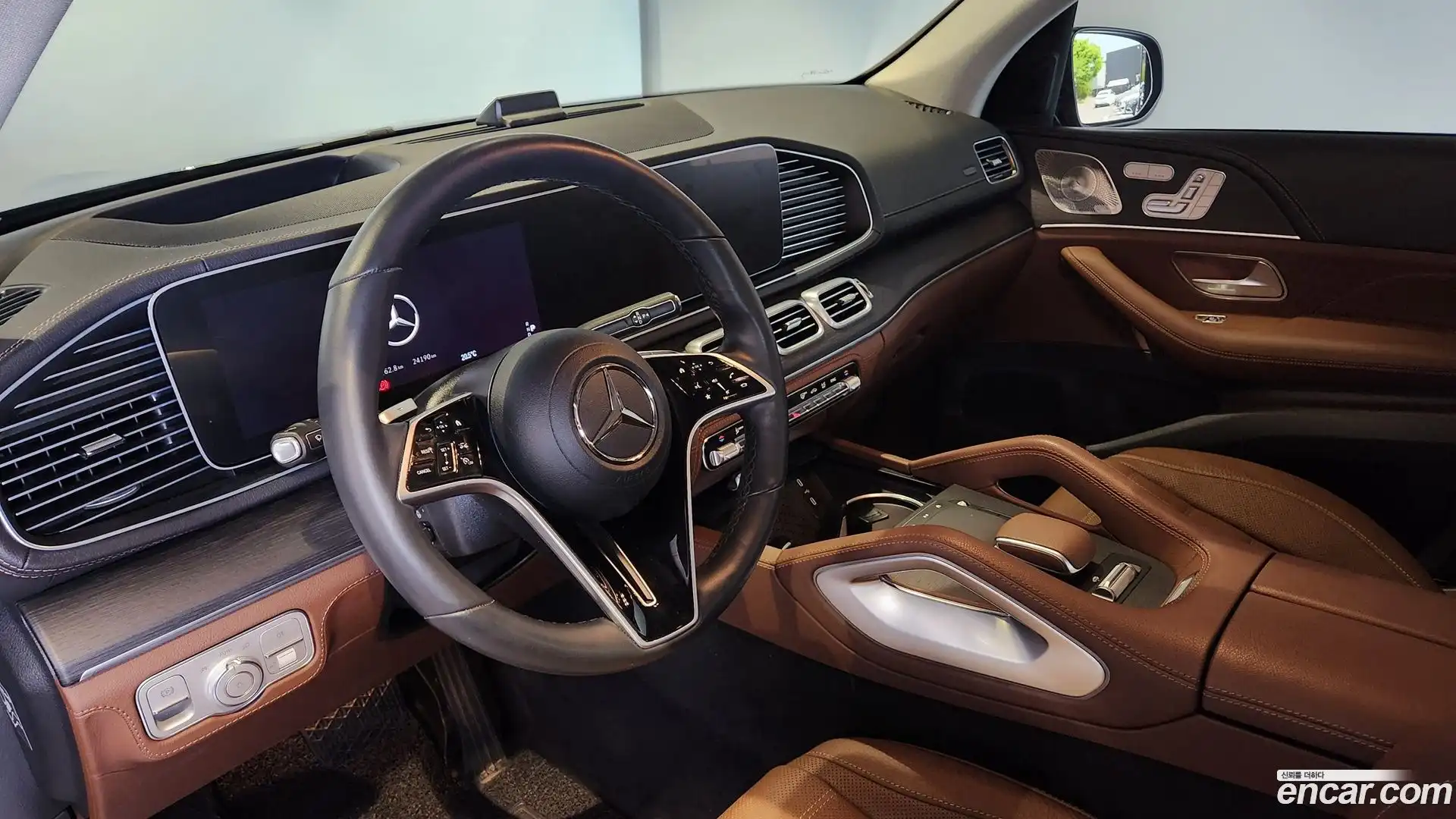 GLE-Class Mercedes-Benz 2025.3-INNER-009