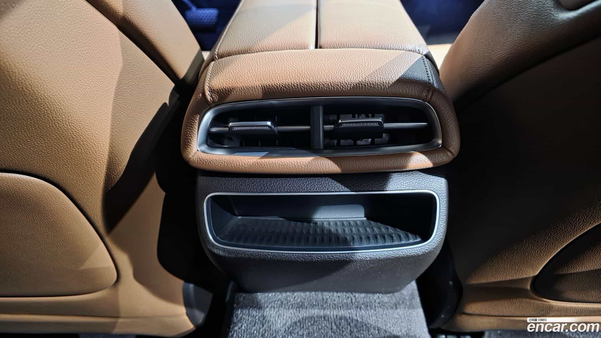 G80 Genesis 2021.2-OPTION-042