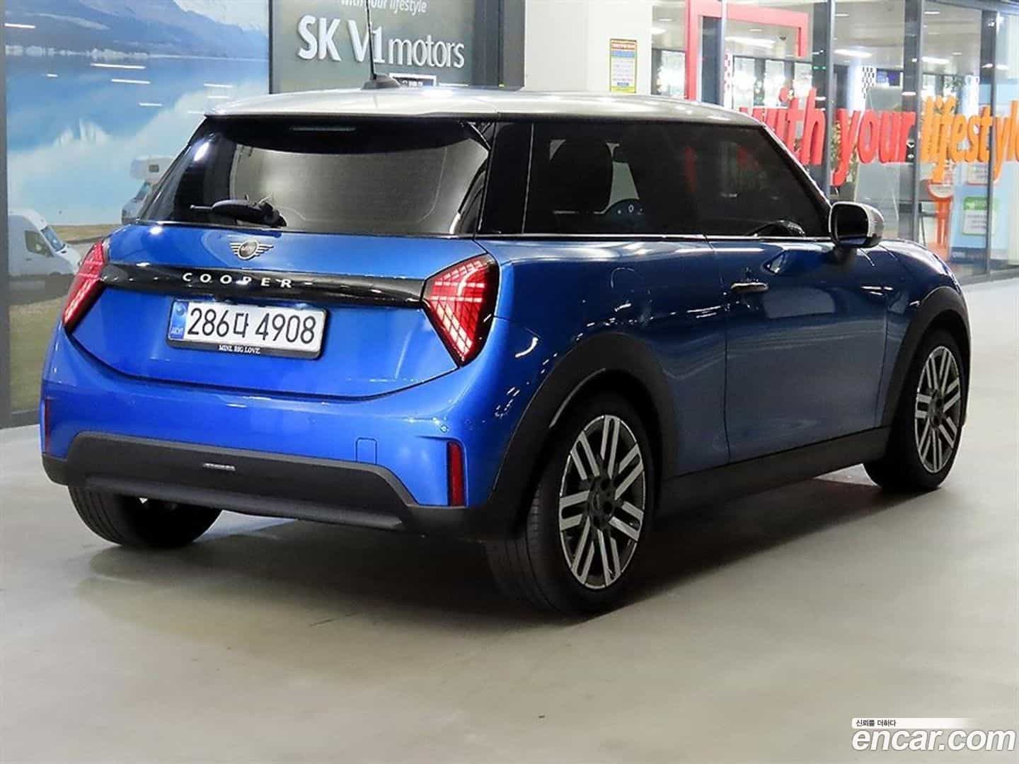 Cooper Mini 2025.6-OUTER-004