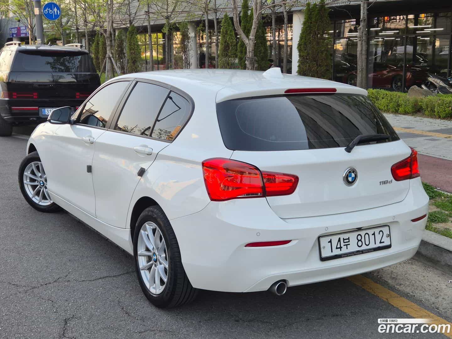 1-Series BMW 2018.11-OPTION-053