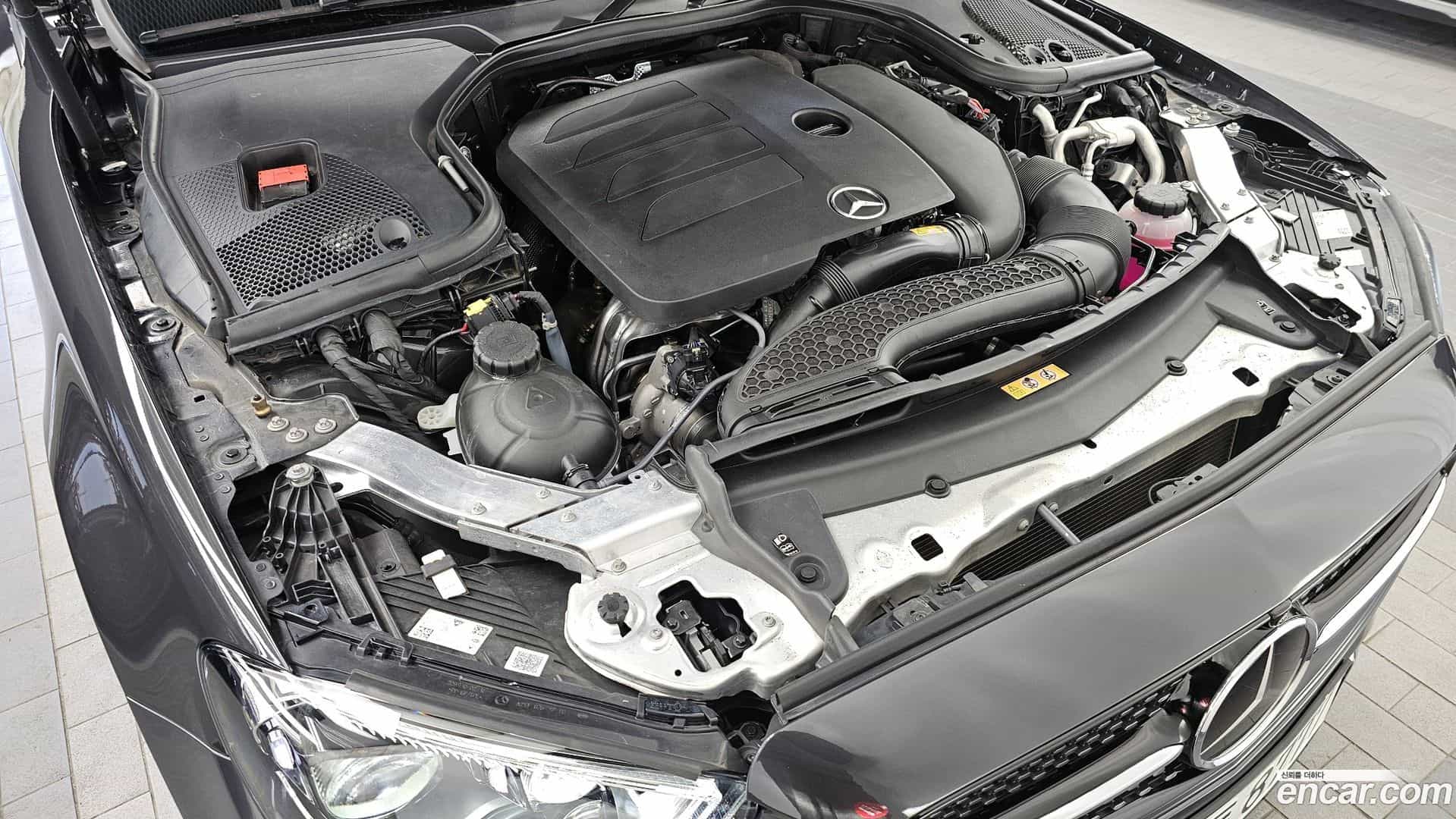E-Class Mercedes-Benz 2022.3-OUTER-006
