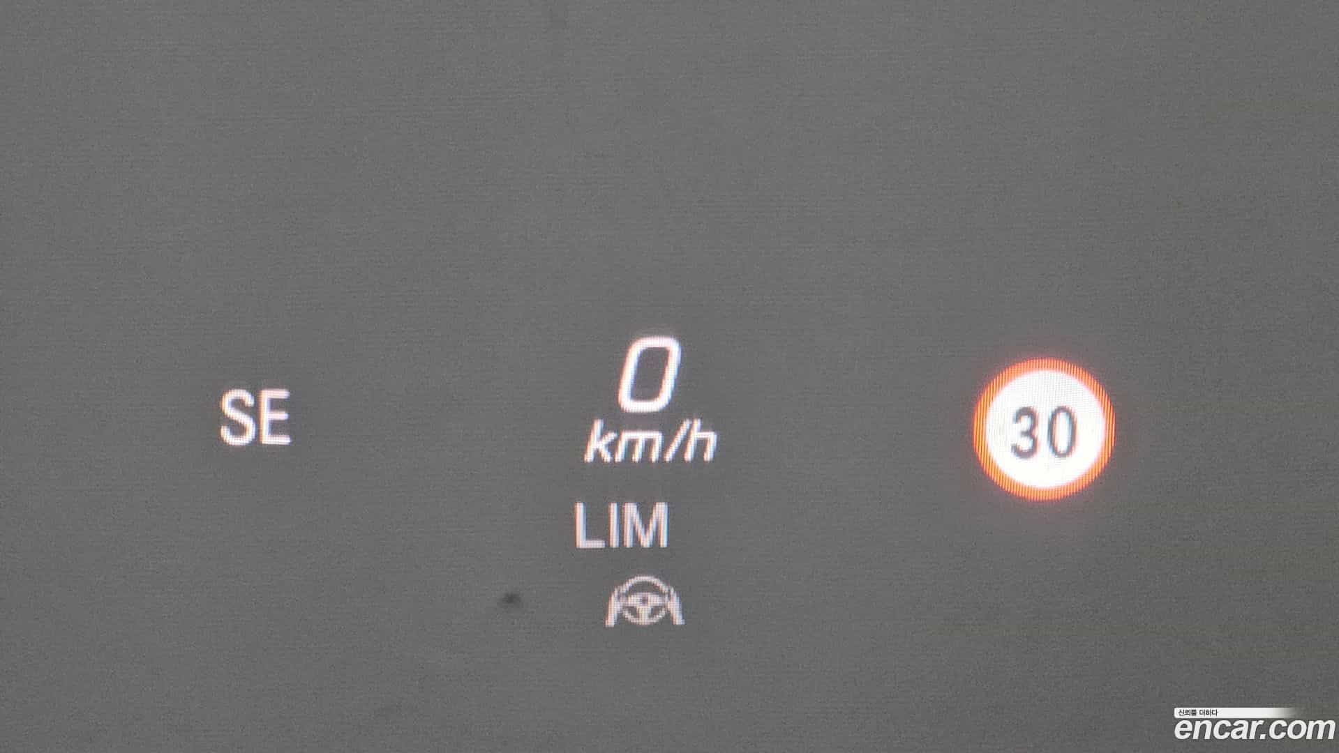 E-Class Mercedes-Benz 2022.3-OPTION-021