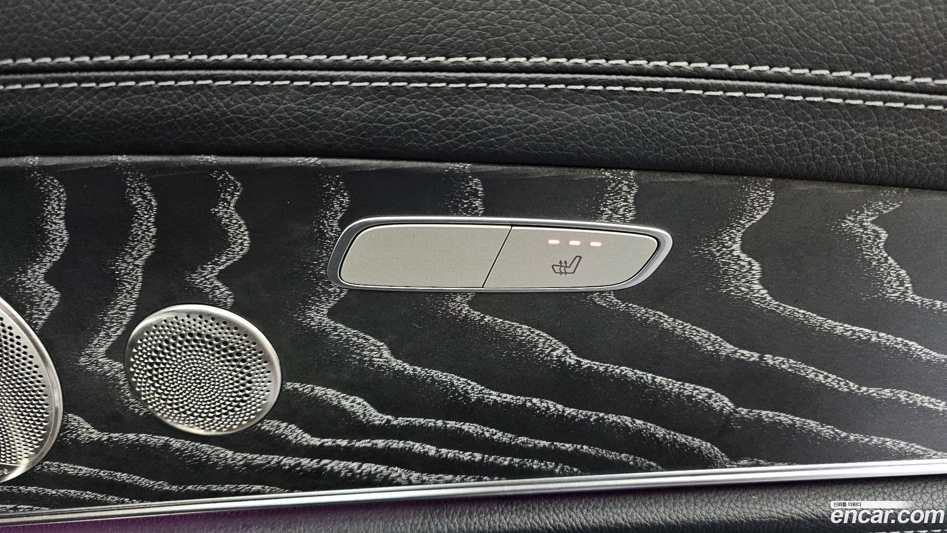 Main__Slider__Photo:E-Class Mercedes-Benz 2022.3-18