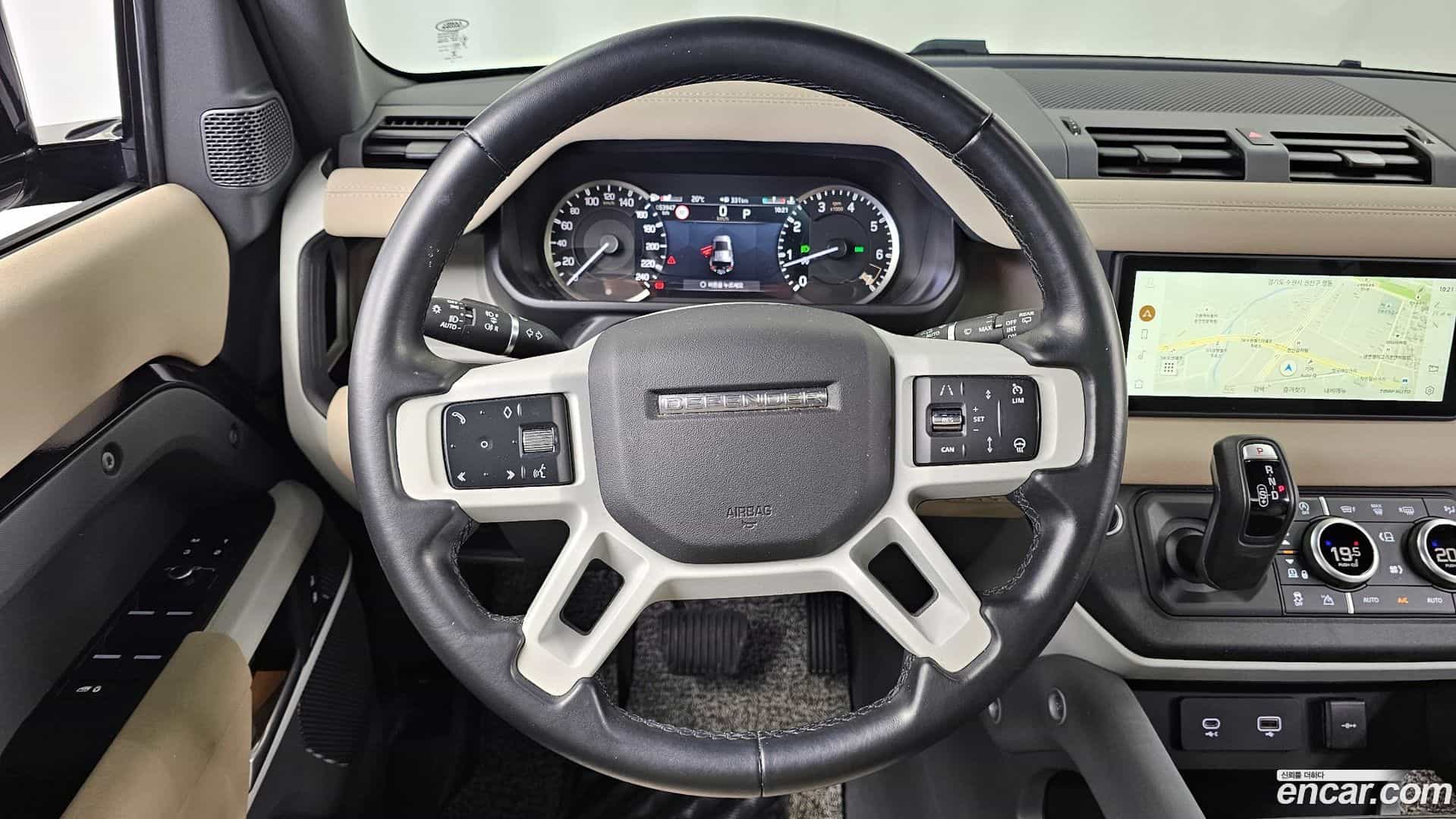 Defender Land Rover 2022.6-OPTION-017
