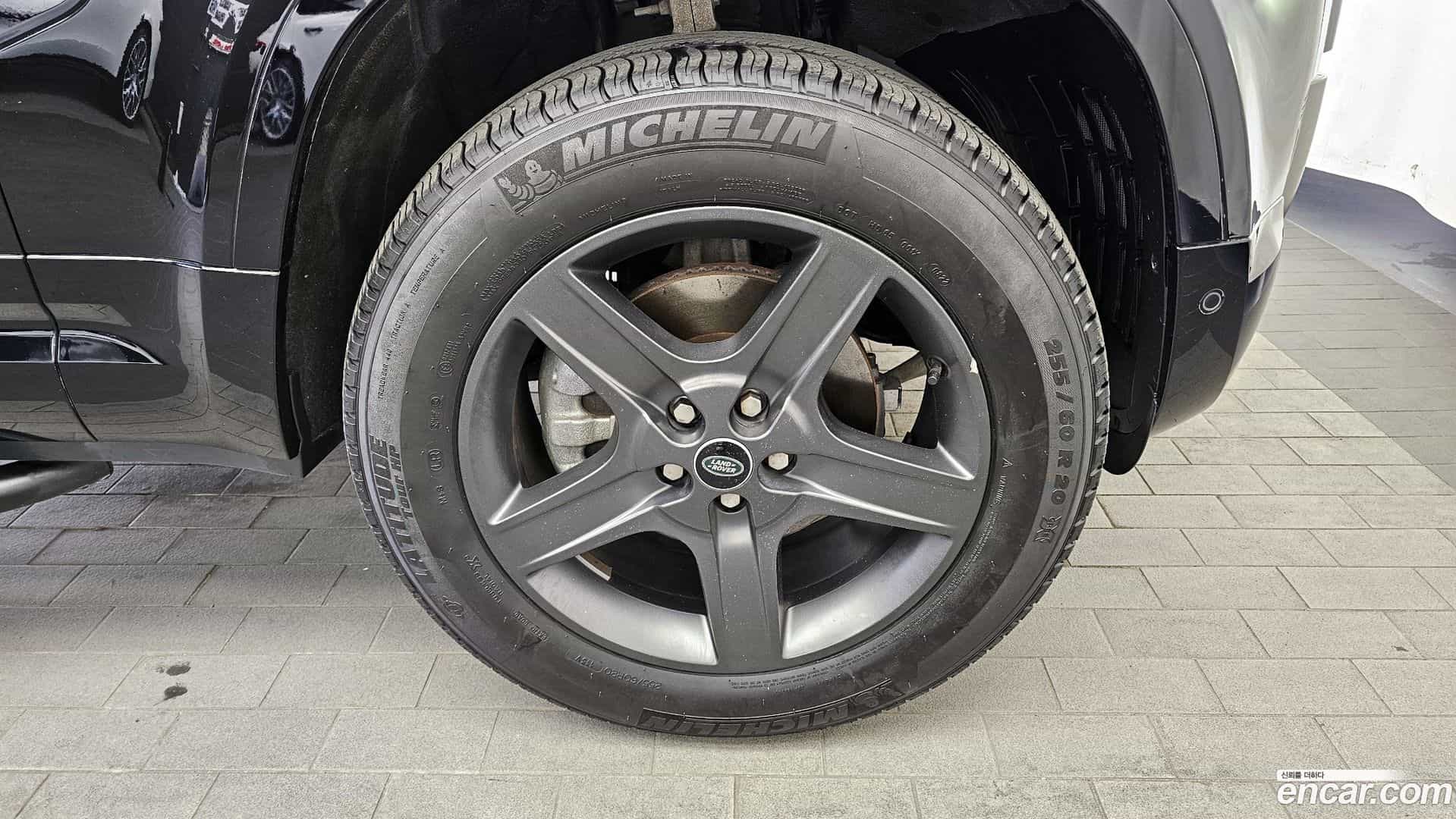 Defender Land Rover 2022.6-OUTER-031