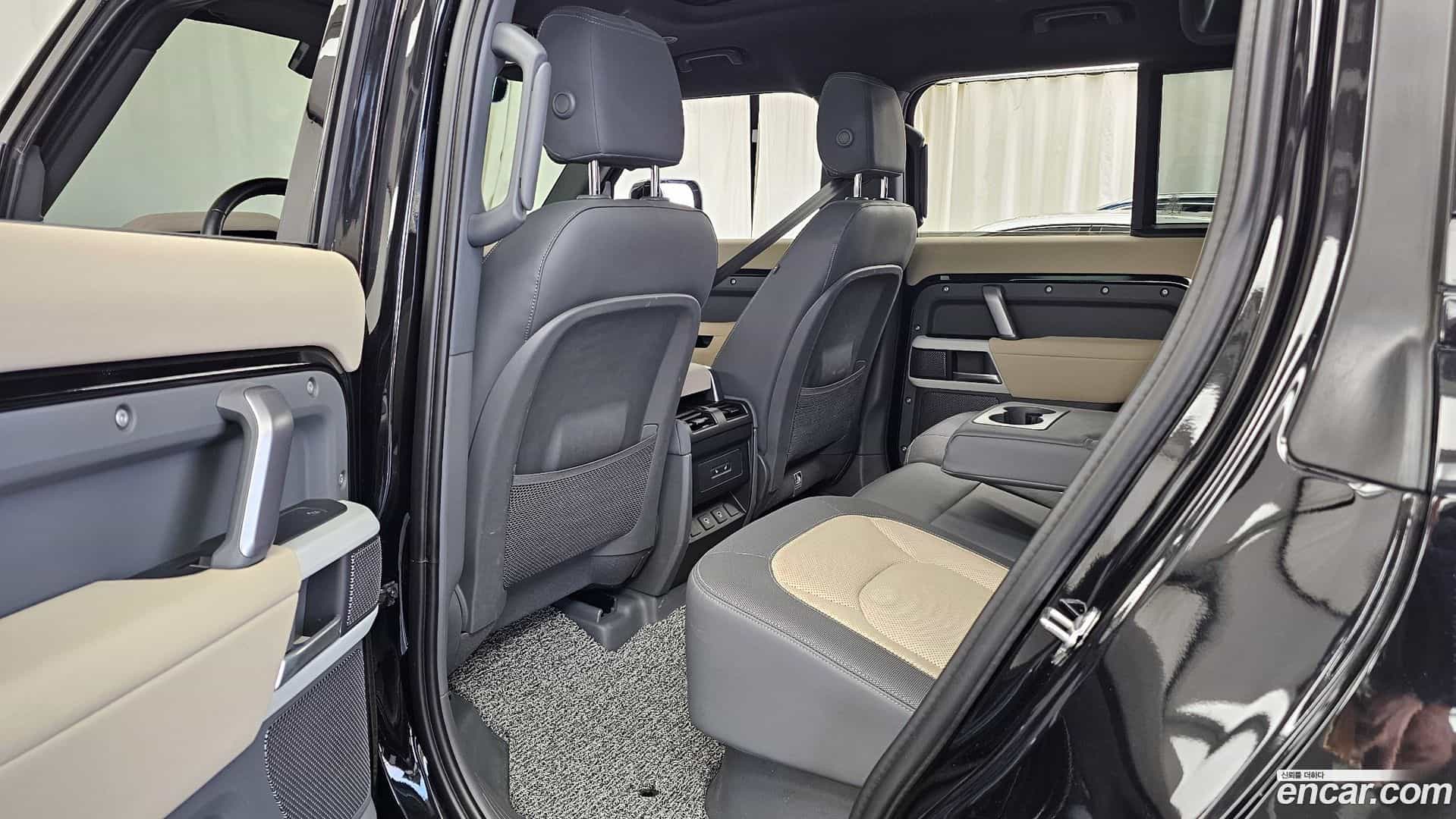 Defender Land Rover 2022.6-INNER-036