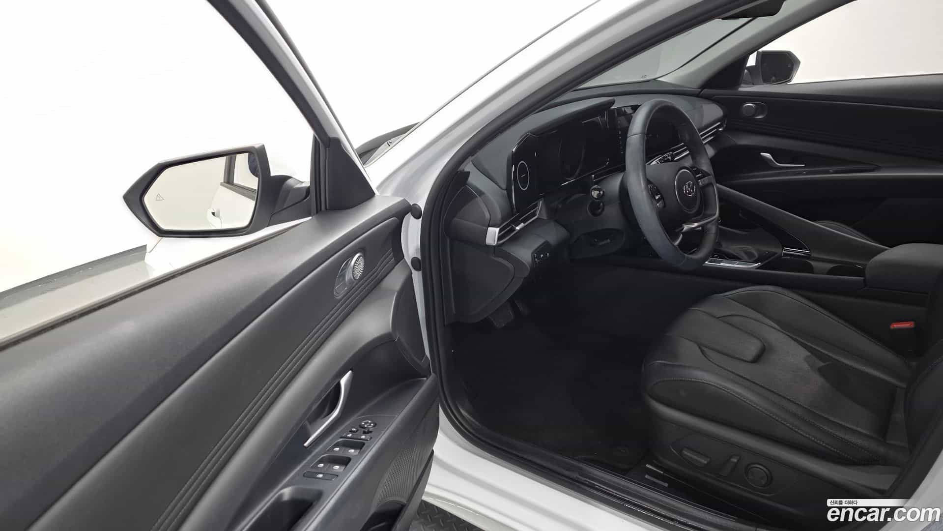 AVANTE Hyundai 2022.3-INNER-010