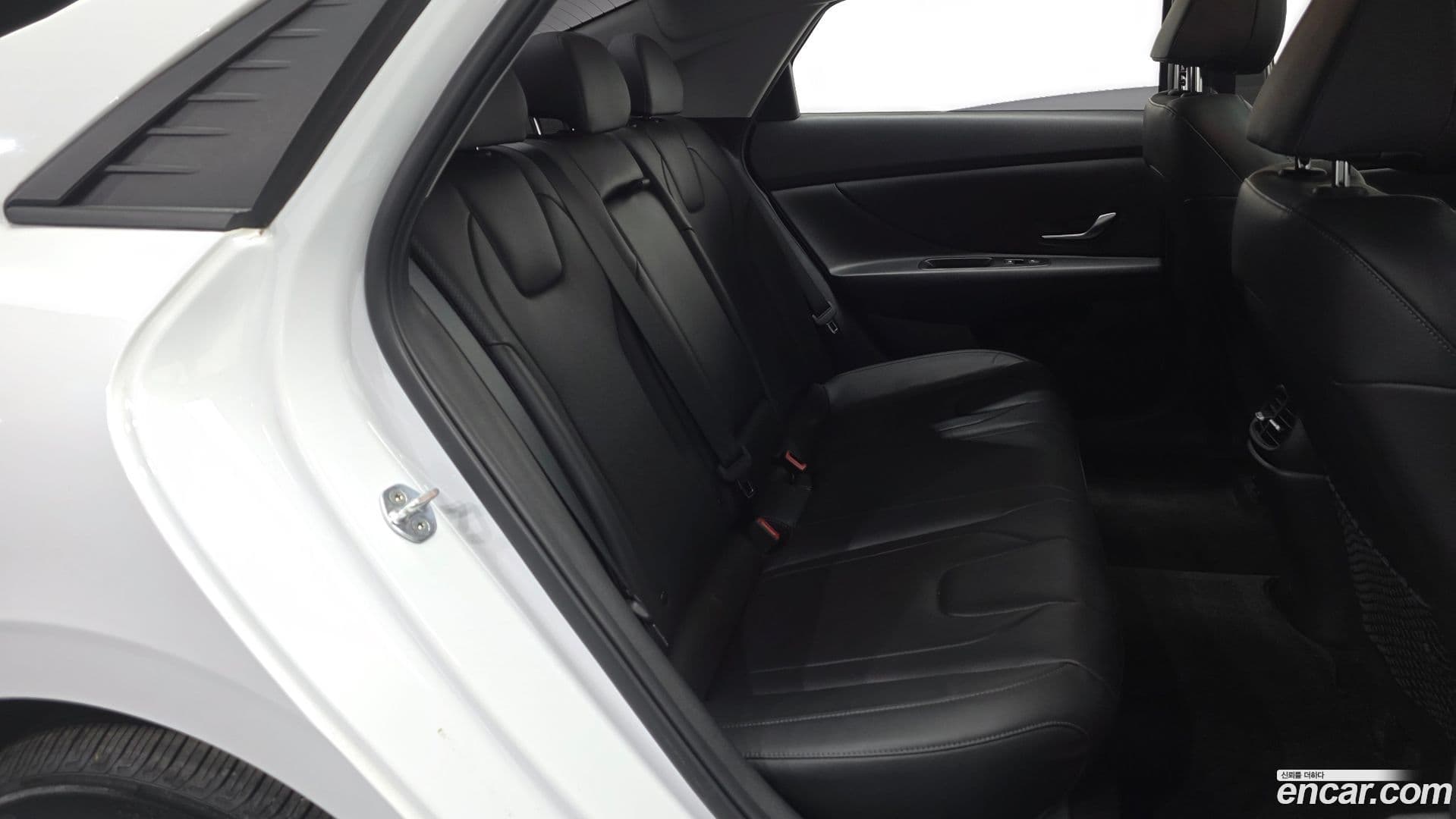 Main__Slider__Photo:AVANTE Hyundai 2022.3-10