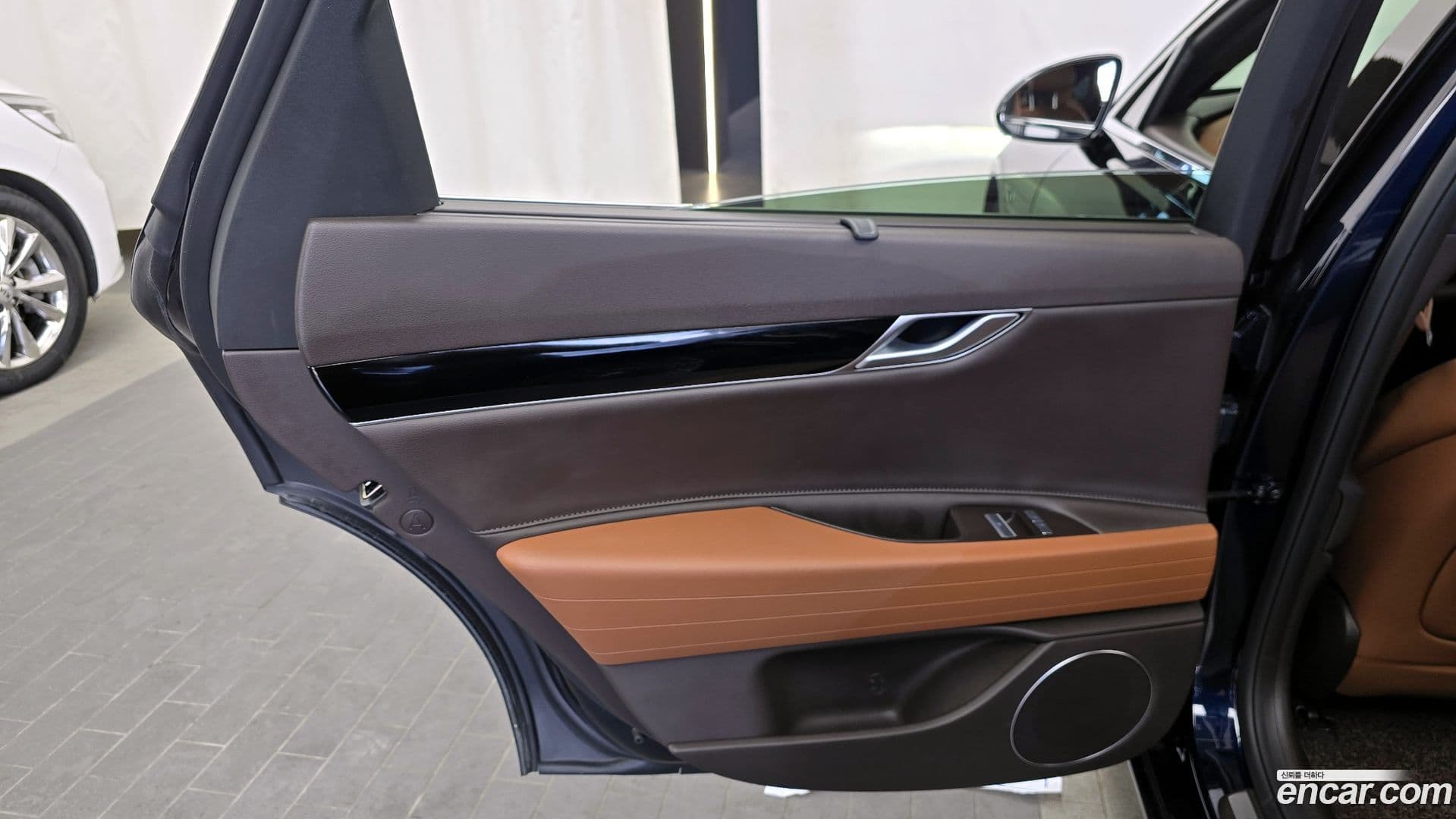 Main__Slider__Photo:G80 Genesis 2023.4-24