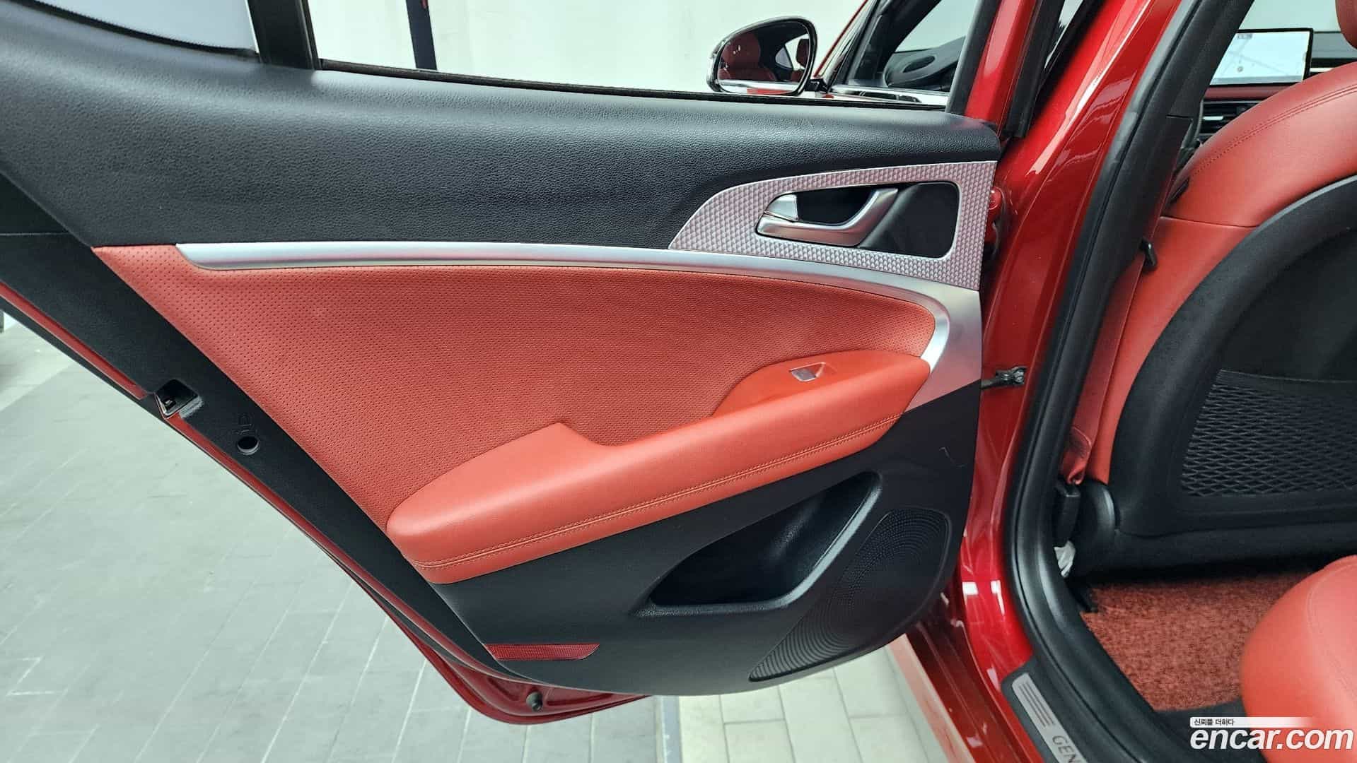 G70 Genesis 2021.1-INNER-035