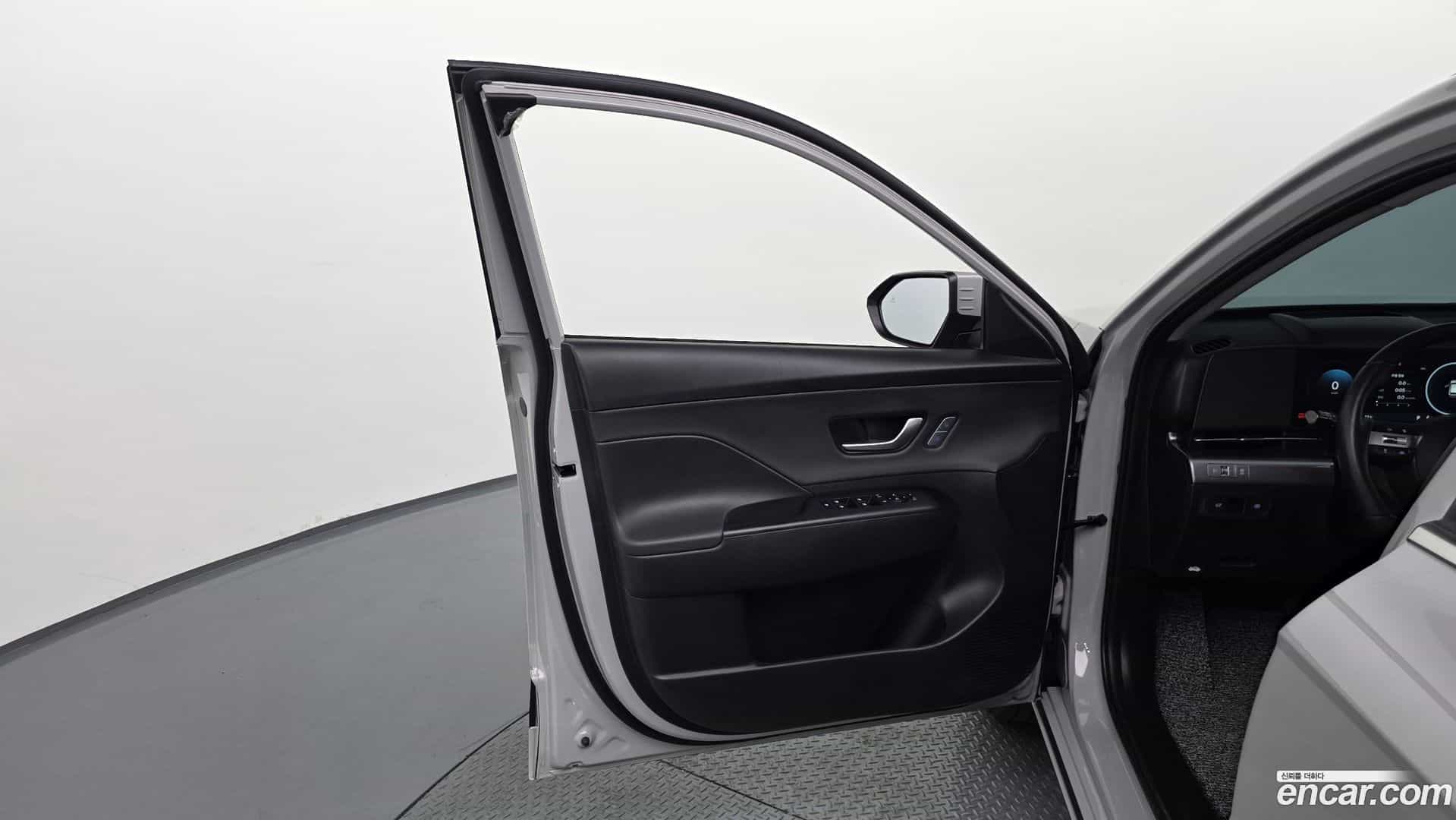 Kona Hyundai 2024.3-INNER-034