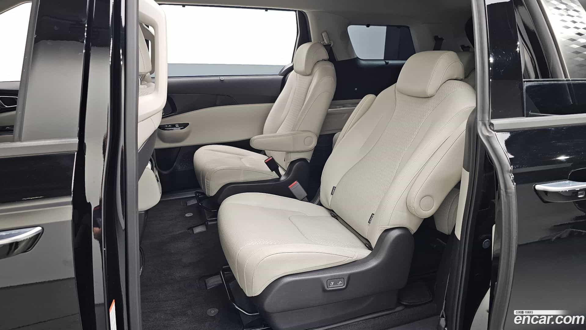 Canival Kia 2023.4-INNER-036