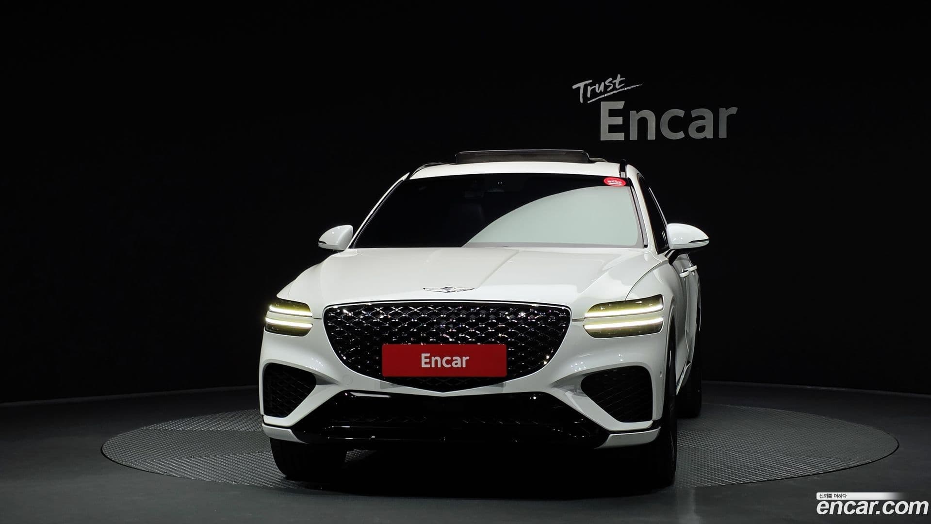 Main__Slider__Photo:GV70 Genesis 2022.3-2