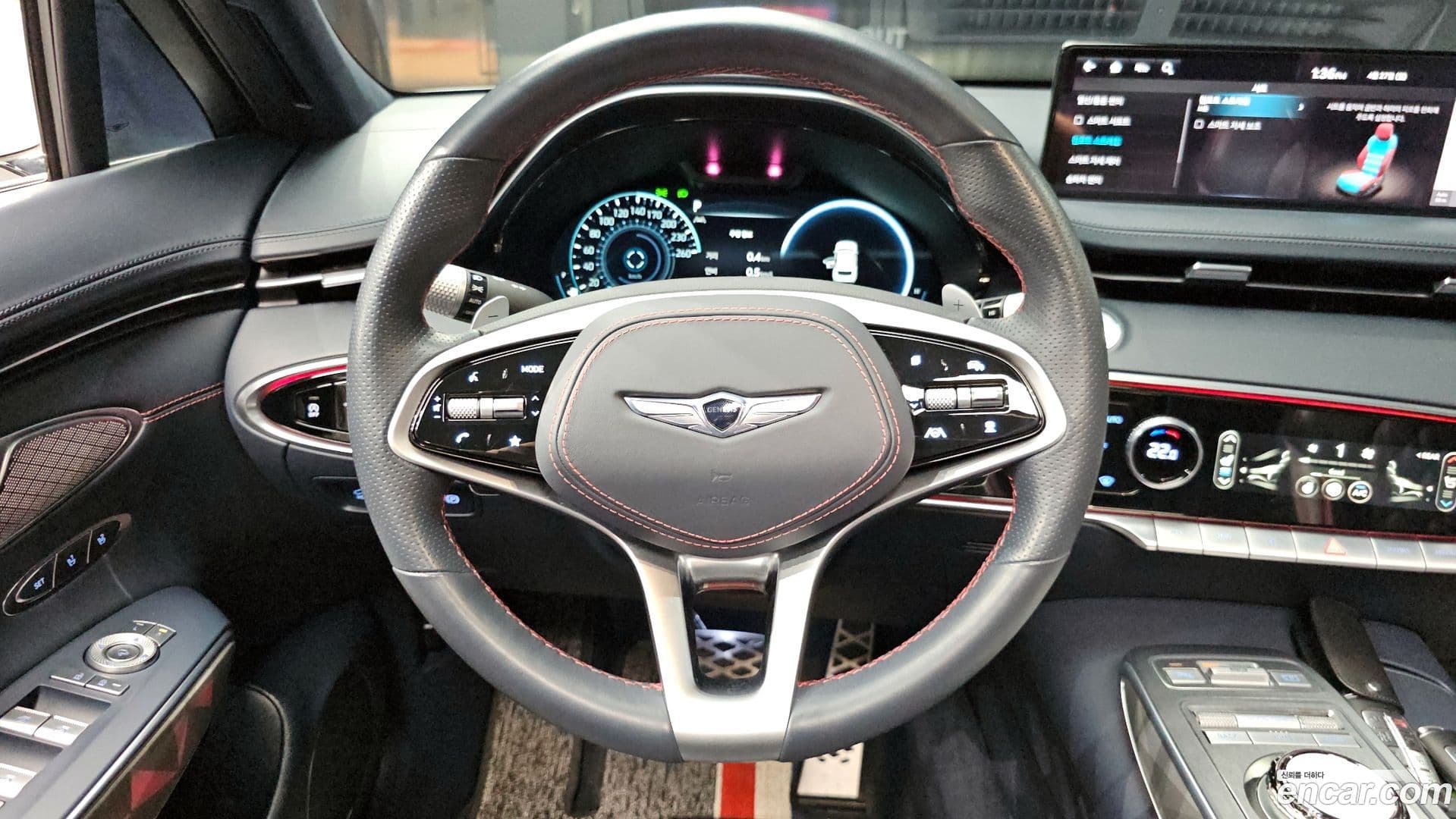 Main__Slider__Photo:GV70 Genesis 2022.3-12