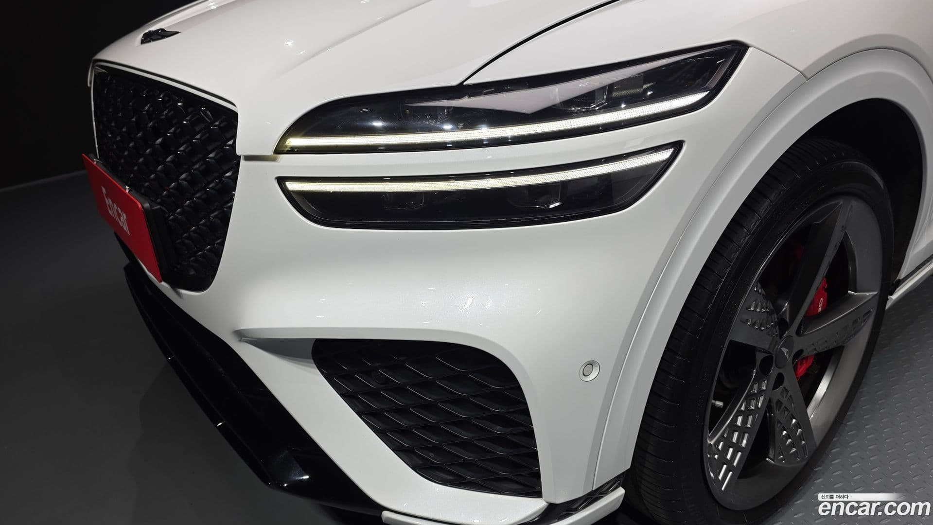 Main__Slider__Photo:GV70 Genesis 2022.3-21