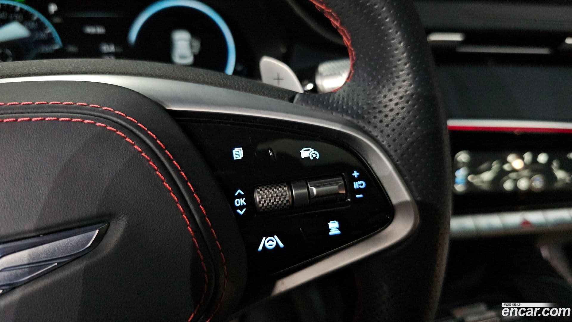 Main__Slider__Photo:GV70 Genesis 2022.3-32