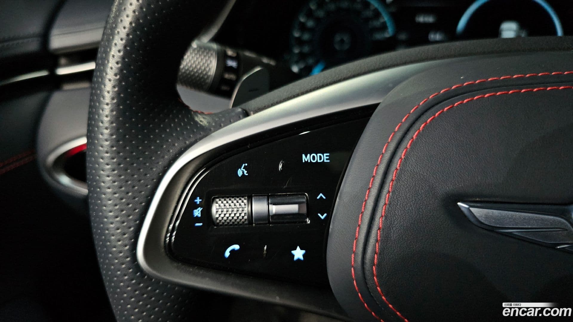 Main__Slider__Photo:GV70 Genesis 2022.3-34