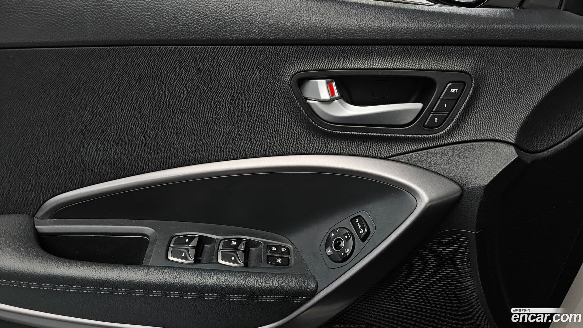 Main__Slider__Photo:Santafe Hyundai 2014.4-27