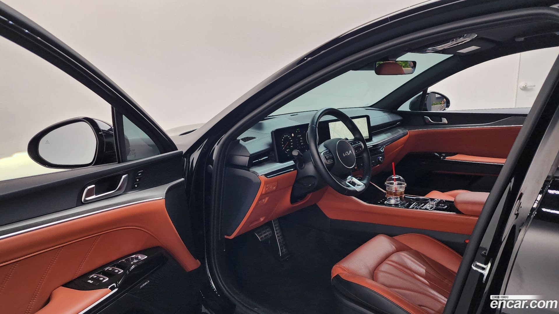 Main__Slider__Photo:K5 Kia 2024.9-9