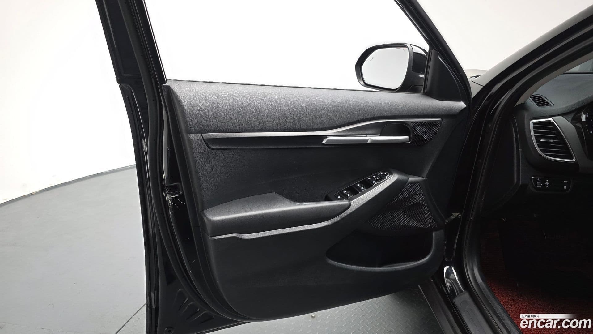 Main__Slider__Photo:Seltos Kia 2021.5-23