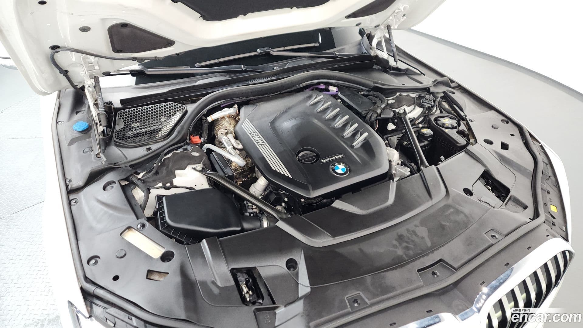 Main__Slider__Photo:7-Series BMW 2022.7-5